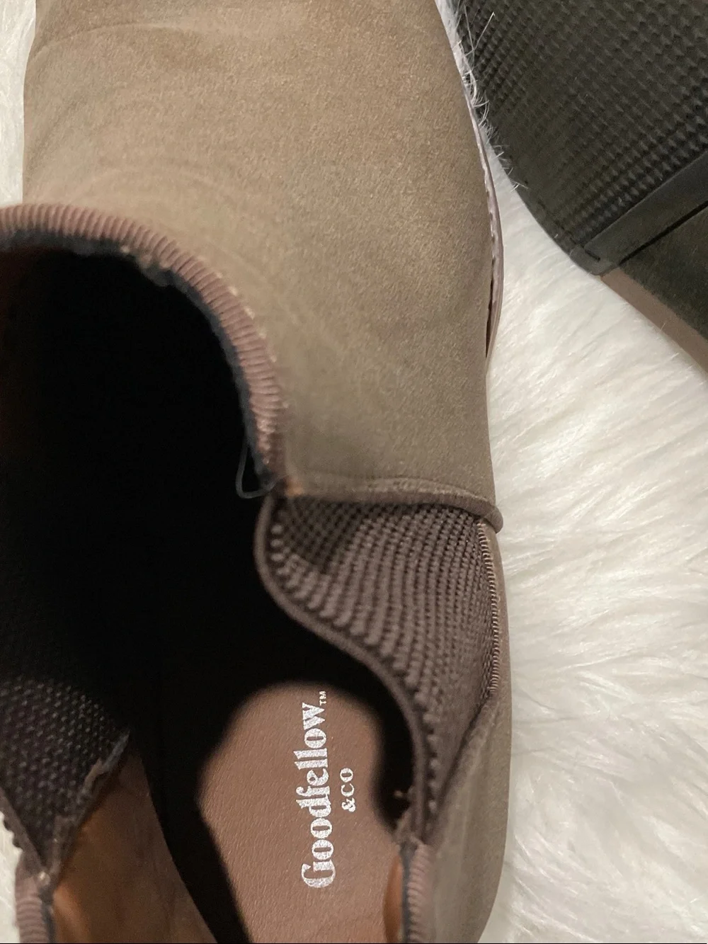 Goodfellow & Co Chukka Boots in Taupe Brown